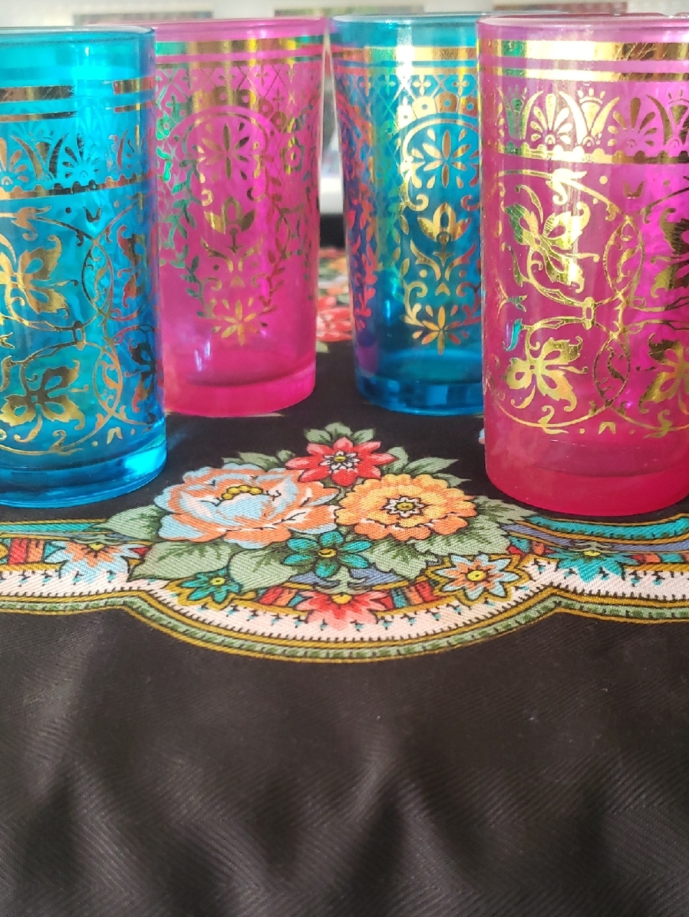Moroccan Tea Glasses 1 Set Of 4 in Colors: Pink & Turquoise w/ Gold Filigree NWT
